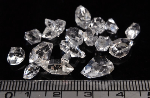【再販】NY産AAAハーキマーダイヤモンドの原石ピアス(イヤリング)【SV925(14kgp)】 9枚目の画像