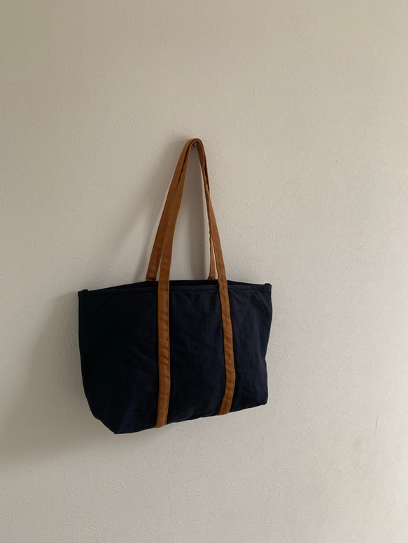 【creema限定】A4対応  帆布　BASIC TOTE ( M ) ネイビー ×キャメル 4枚目の画像