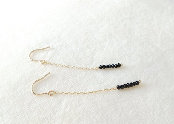 ブラック スピネル ビーチ ピアス ハワイ BellaAnela #452 ブラックスピネルピアス ピアス（フック・チェーン） hug you