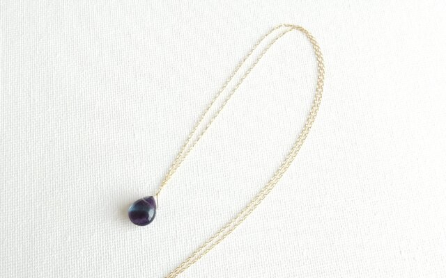 フローライトの一滴ネックレス　深紫
