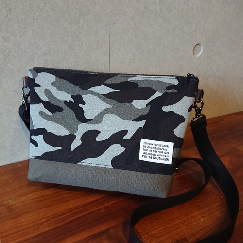 買い保障できる ショルダーバッグ サコッシュ 迷彩 帆布 ｼﾝﾌﾟﾙ お散歩バッグ バッグ