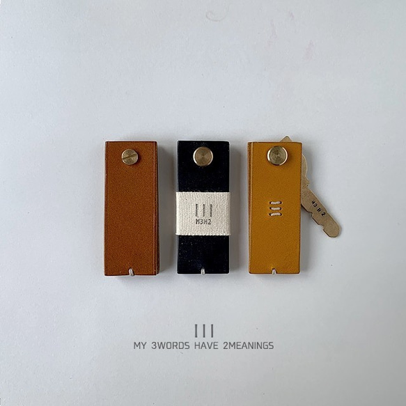 免費刻名；栃木皮革製成的緊湊型真皮鑰匙圈“Men&#39;s” 第8張的照片