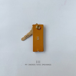 免費刻名；栃木皮革製成的緊湊型真皮鑰匙圈“Men&#39;s” 第6張的照片