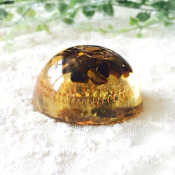 《sale》タイガーアイ×水晶・蓮の花のドーム型オルゴナイト 6枚目の画像