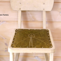 刺繍を施したリメイク椅子　FA-002 1枚目の画像
