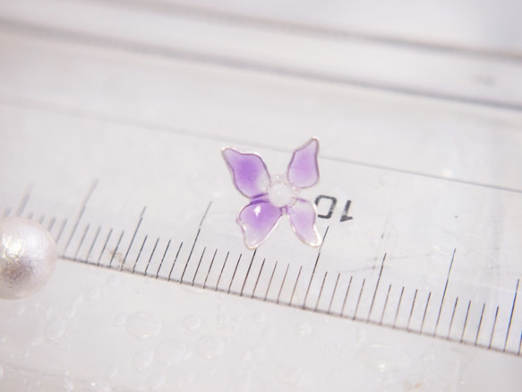 小さな紫の紫陽花の一粒ピアス・ノンホールピアス 2枚目の画像