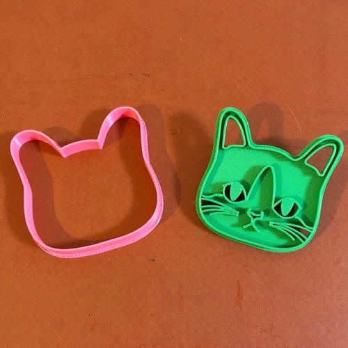 ニッキー様お取り置き　10/6まで　猫　レジンヘアゴム　葡萄　ハチワレ　秋の味覚 neconecone クッキー 6枚入 〔三毛・ハチワレ・茶縞・黒縞×各1