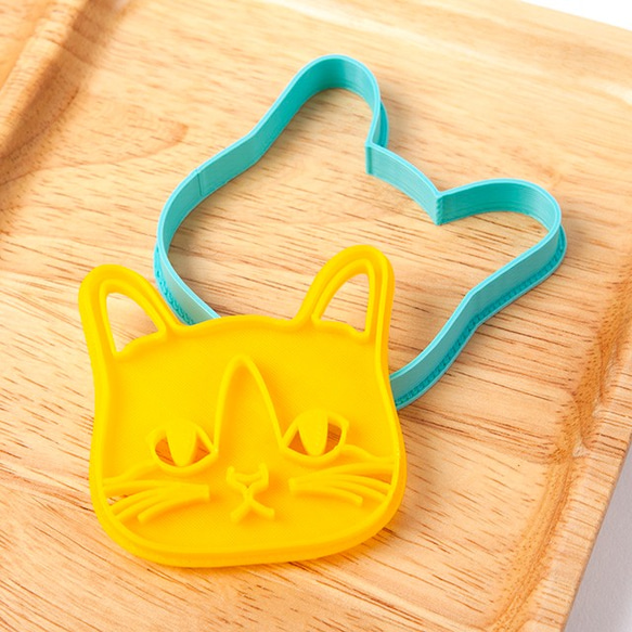 ねこのクッキー型【Cタイプーハチワレ猫】 クッキー型 雑貨
