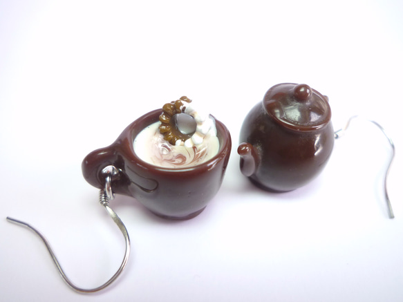 Donut Milk Mug Dangle Earrings 1枚目の画像