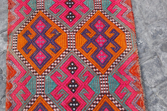 手織りアンティークキリムラグ　(コンヤ) 4枚目の画像