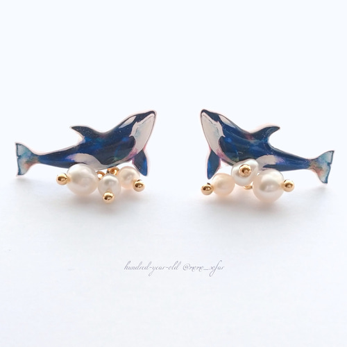 泳ぐシャチ」ｲﾔﾘﾝｸﾞ/ﾋﾟｱｽ イヤリング・ノンホールピアス 百々歳 通販