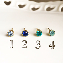 ≪4色≫vintage swarovski スタッドピアス 2枚目の画像