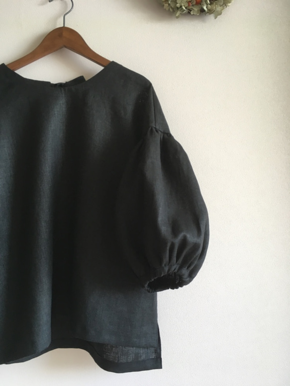 ベルギー産blackリネン  ＊  ボリューム袖ブラウス  Mサイズ 3枚目の画像