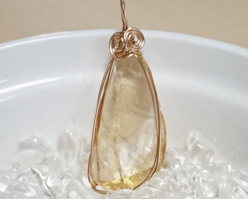 新色！ダイナミックヘリオドール(原石でも可）※お値下げしました