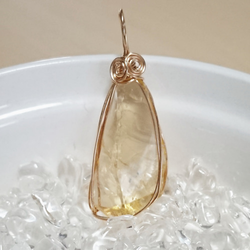 新色！ダイナミックヘリオドール(原石でも可）※お値下げしました