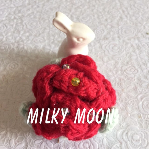 *antique red rose brooch* 1枚目の画像