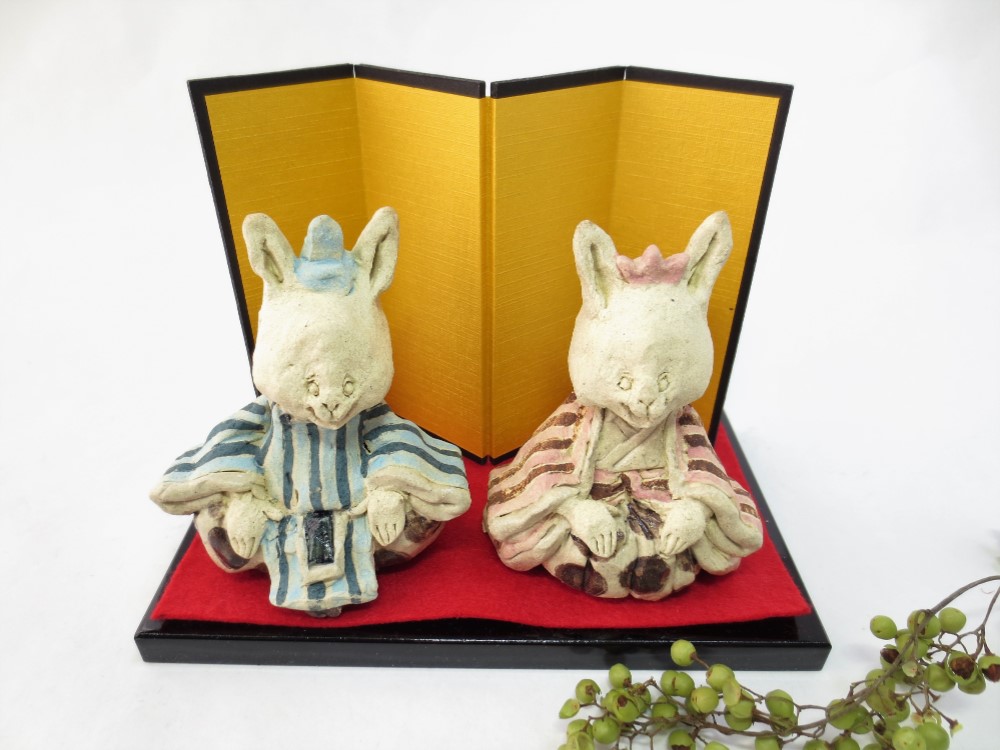 うさぎ　－おすわり雛人形－