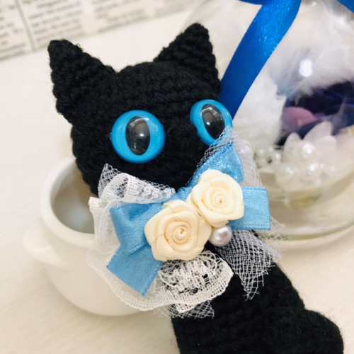 紫 猫ちゃん あみぐるみ キーホルダー （ふわふわ子ねこ