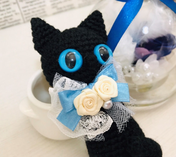 ファンシー♡ぺったんこ黒猫あみぐるみ＊キーホルダー☆受注製作品 3枚目の画像