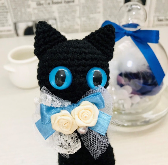 ファンシー♡ぺったんこ黒猫あみぐるみ＊キーホルダー☆受注製作品 4枚目の画像