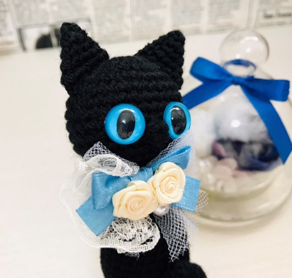 ファンシー♡ぺったんこ黒猫あみぐるみ＊キーホルダー☆受注製作品 5枚目の画像