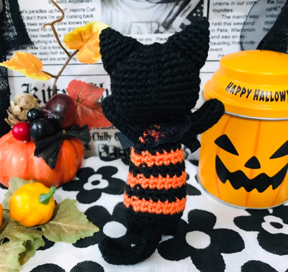 ハロウィンぺったんこ☆やさぐれ黒猫あみぐるみ☆受注製作品 9枚目の画像