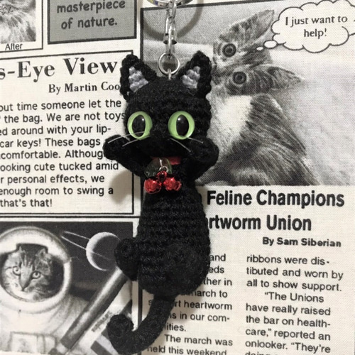 のび～な黒猫あみぐるみ♡キーホルダー・ストラップ・ボール