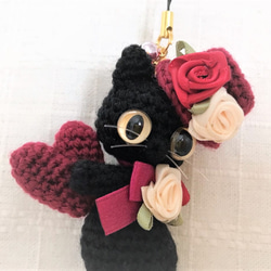 オーダー品☆kurotamayura様【送料無料】黒猫＊薔薇シルクハット★あみぐるみストラップ 3枚目の画像