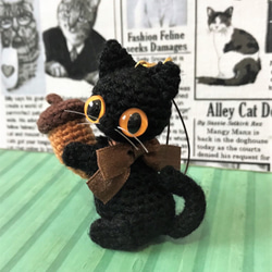 どんぐり♪秋☆黒猫ストラップ*あみぐるみ♡キーホルダー・ストラップ・ボールチェーン☆受注製作品 3枚目の画像