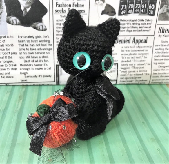 ハロウィン黒猫＊手乗りサイズ★あみぐるみ☆受注製作品 2枚目の画像