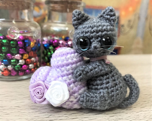 あみぐるみ　レジン　トラ猫ちゃん　メルティハート　キーホルダー他１点 あみぐるみ レジン トラ猫ちゃん メルティハート キーホルダー他