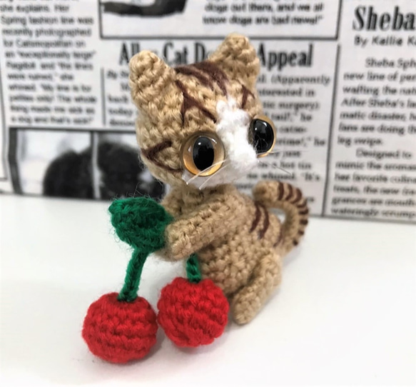 茶トラ猫＊さくらんぼあみぐるみ♡キーホルダー・ストラップ