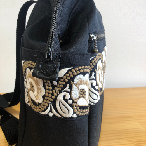 大人のリュック 黒系 刺繡リボン リュック・バックパック tumugi 通販 