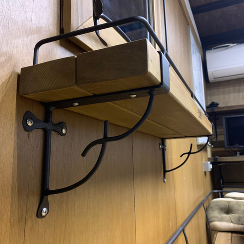 アイアンシェルフ 日型 壁掛けラック 吊り棚 男前インテリア ウッド