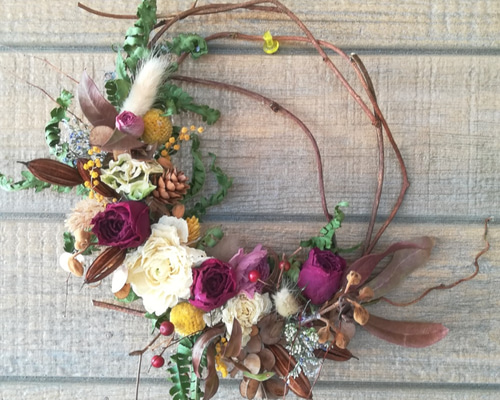 ドライフラワーリース　ラナンキュラス 送料無料）ドライフラワーリース ラナンキュラスと、 ドライ