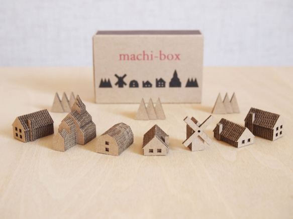 【組立て品】machi-box_教会のある町 1枚目の画像