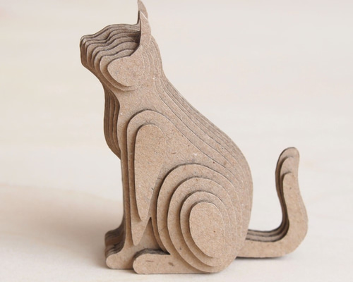 金属製作り猫　　１３センチ 金属製作り猫 13センチ