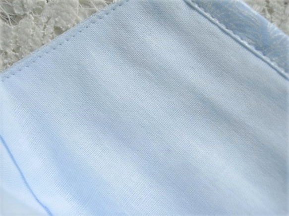 立体マスク★シルバーリーフ/淡い水色 3枚目の画像