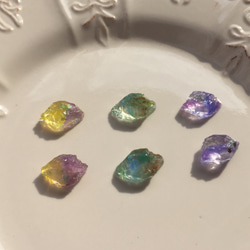 透き通るクリスタルの紫水晶☆葡萄石（アメジスト）の鉱石ピアス＆貝モチーフ♦♫ 4枚目の画像
