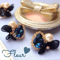 Bijou&ribbon(blue)ピアス 1枚目の画像