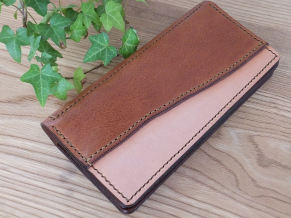 【送料無料】ワイルドエッジが個性的な総手縫い本革長財布　ＴＩＯーWＮ021 2枚目の画像