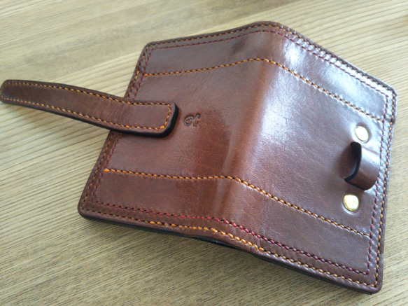 【送料無料】ブラウン牛革ハーフサイズミニ　二つ折り財布(差し込み式ベルト留め)TIO-HFS004 5枚目の画像