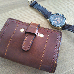 【送料無料】ブラウン牛革ハーフサイズミニ　二つ折り財布(差し込み式ベルト留め)TIO-HFS004 6枚目の画像