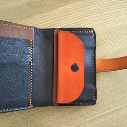 【送料無料】ブラウン牛革ハーフサイズミニ　二つ折り財布(差し込み式ベルト留め)TIO-HFS004 7枚目の画像