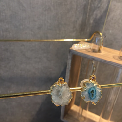 solarquartz earring 3枚目の画像