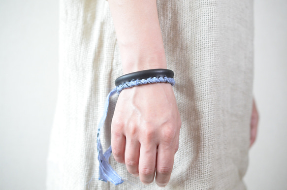 Lace Bangle ~bandanna ~【レザーブレスレット】”Black×lavender“ 3枚目の画像