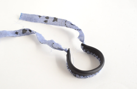 Lace Bangle ~bandanna ~【レザーブレスレット】”Black×lavender“ 6枚目の画像