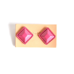 Airas~square~ 【レザーピアス/イヤリング】 “pink” 3枚目の画像