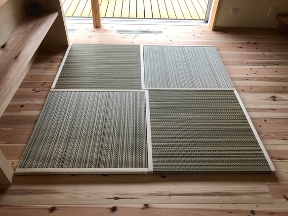 選べる畳縁で作るフローリング用置き畳　～ハイブリッド畳ライトグレー 3枚目の画像