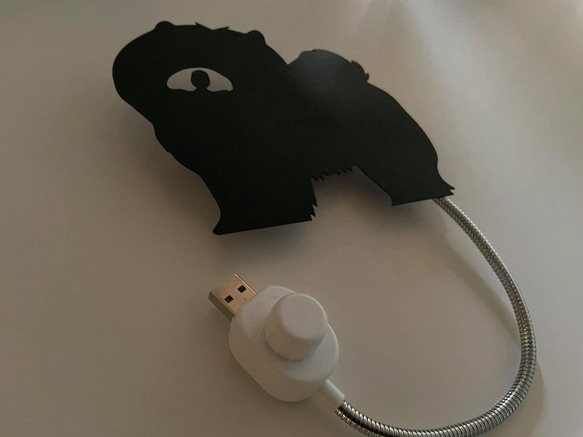 犬のシルエットランプ　チャウチャウ　USB電源　ON/OFF・調光スイッチ付き 3枚目の画像